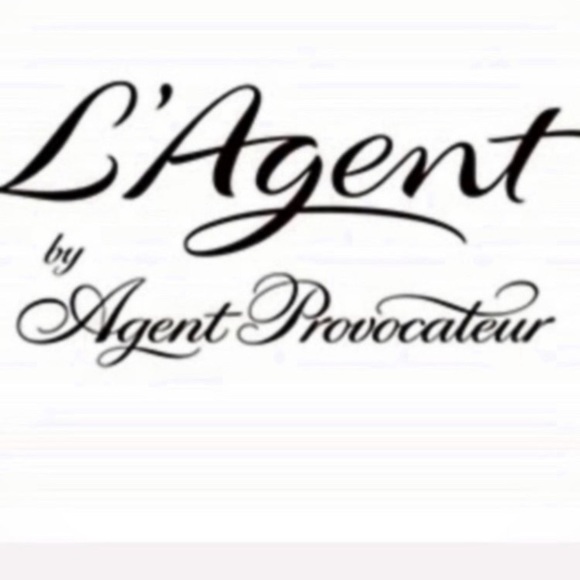 L'Agent Agent Provocateur Balconette Bra & Thong. L'Agent Agent Provocateur Gold - Picture 14 of 16